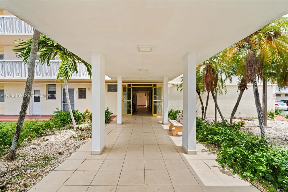 2903 Point East Dr #K503 Aventura, FL 33160