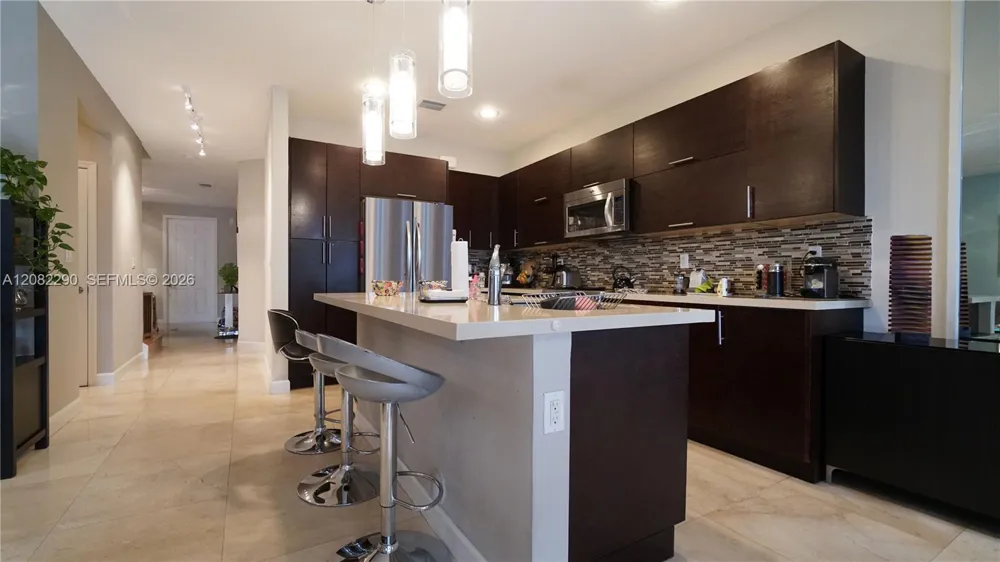 5815 NW 104th Path Doral, FL 33178