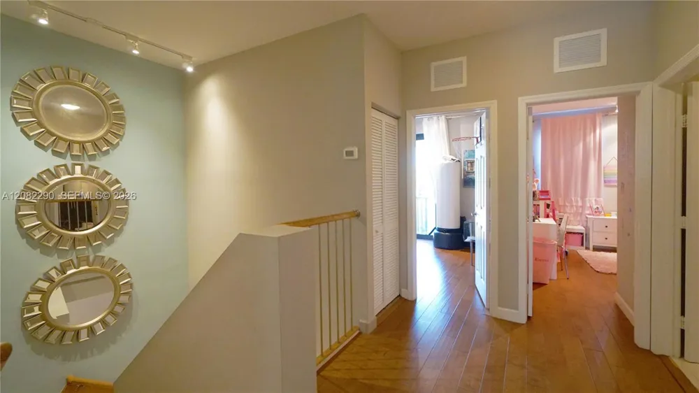 5815 NW 104th Path Doral, FL 33178