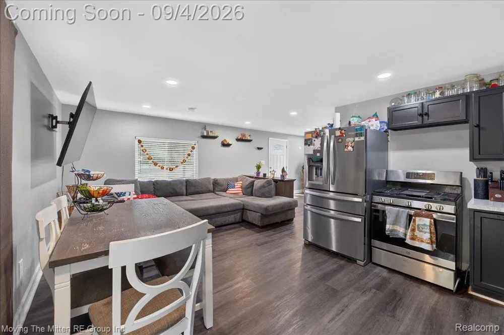 30103 Van Horn Road Huron Charter Township, MI 48164