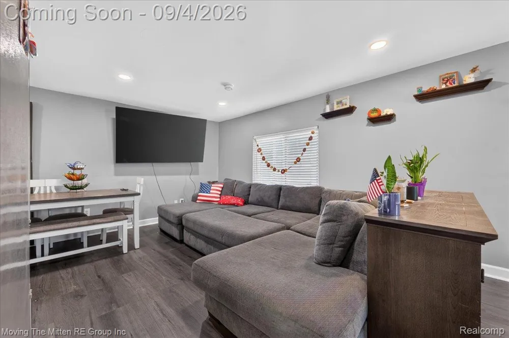 30103 Van Horn Road Huron Charter Township, MI 48164