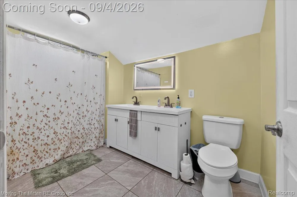 30103 Van Horn Road Huron Charter Township, MI 48164