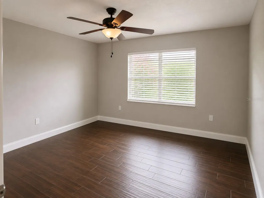 21 SANDALWOOD DRIVE Davenport, FL 33837