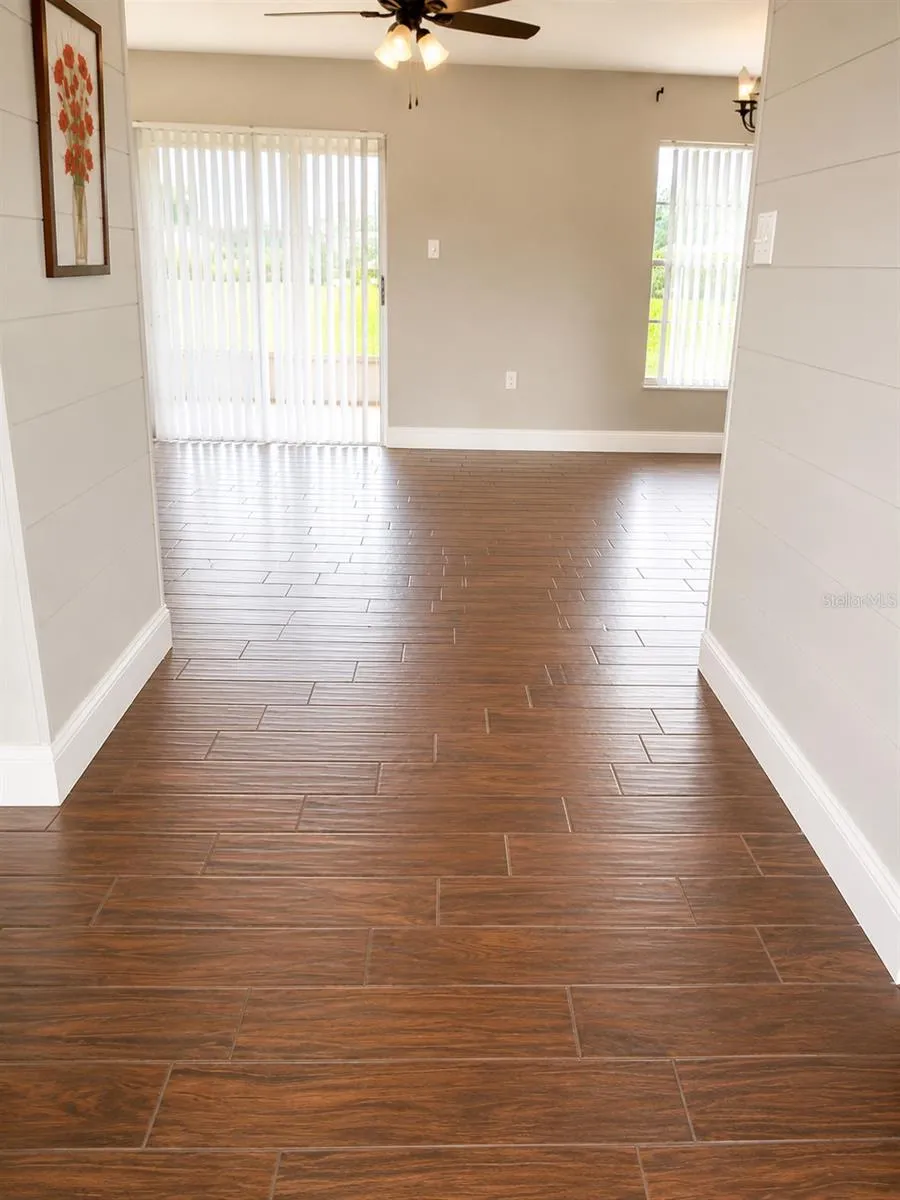 21 SANDALWOOD DRIVE Davenport, FL 33837