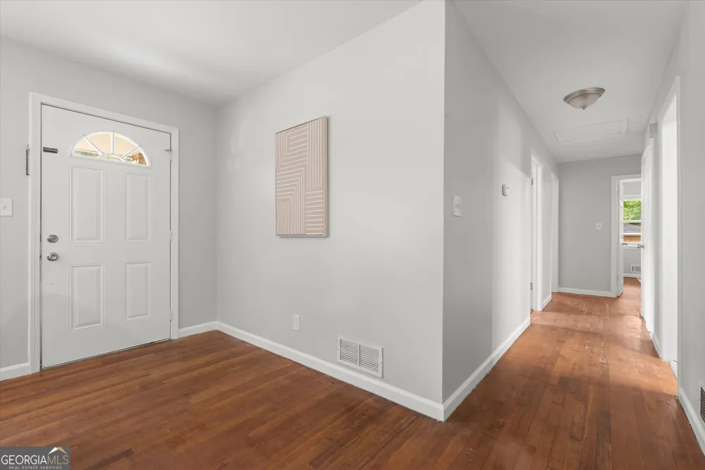 677 N Hairston RD Stone Mountain, GA 30083