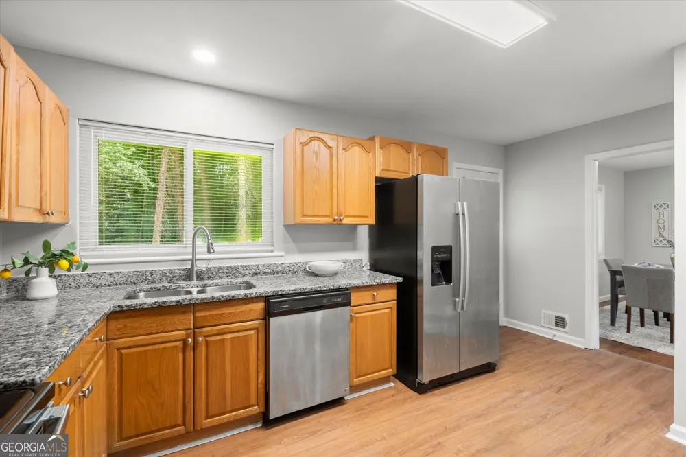 677 N Hairston RD Stone Mountain, GA 30083