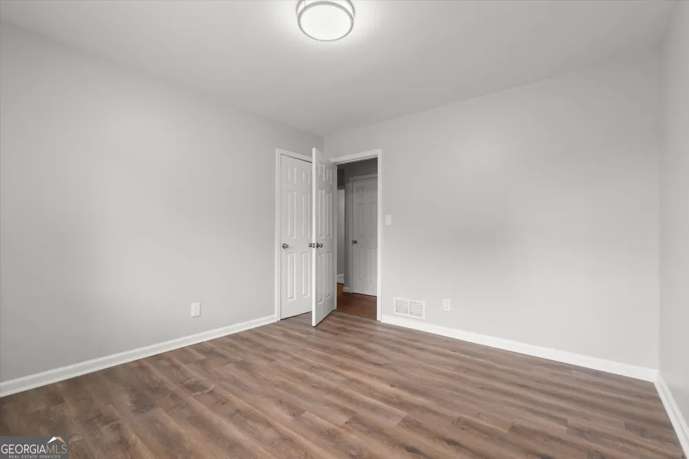 677 N Hairston RD Stone Mountain, GA 30083