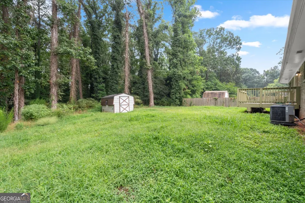 677 N Hairston RD Stone Mountain, GA 30083