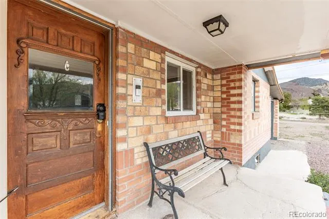548 E Third Street Salida, CO 81201