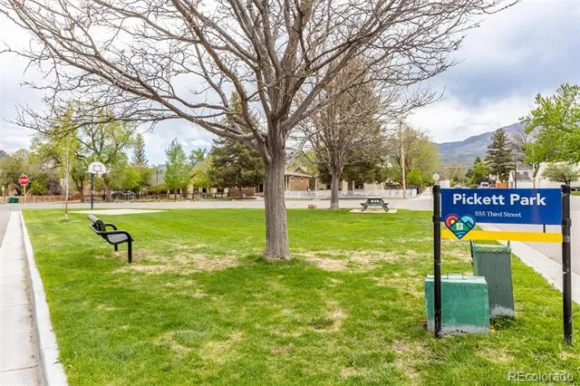 548 E Third Street Salida, CO 81201