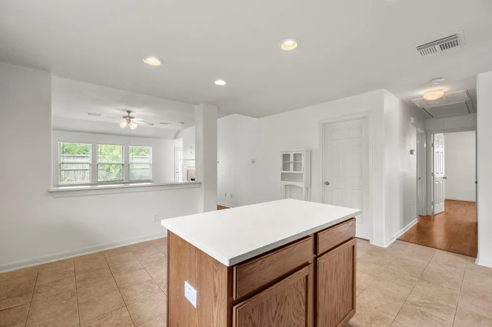 3211 Falcon Trail Drive Spring, TX 77373