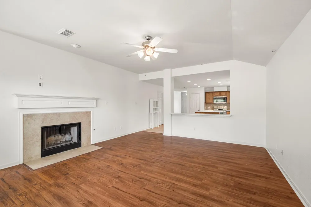 3211 Falcon Trail Drive Spring, TX 77373