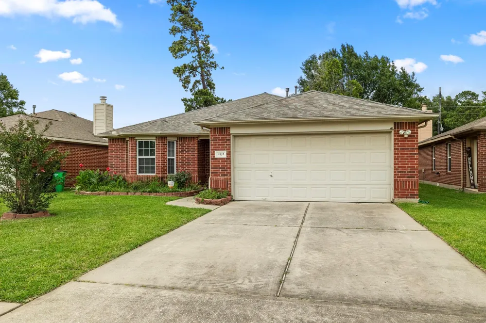 3211 Falcon Trail Drive Spring, TX 77373