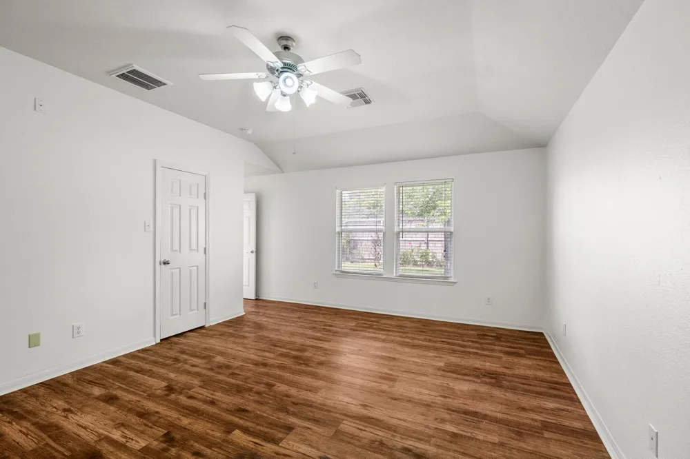 3211 Falcon Trail Drive Spring, TX 77373