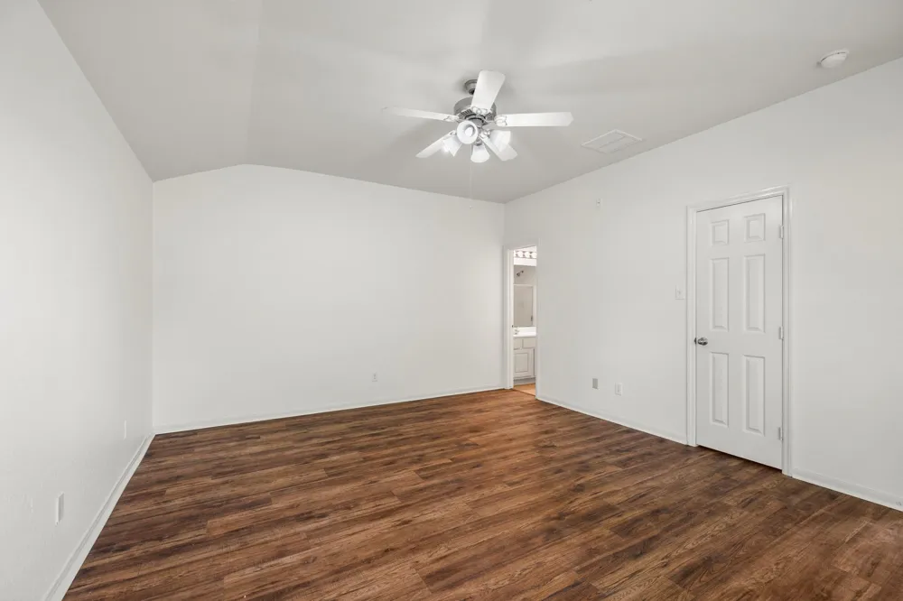 3211 Falcon Trail Drive Spring, TX 77373