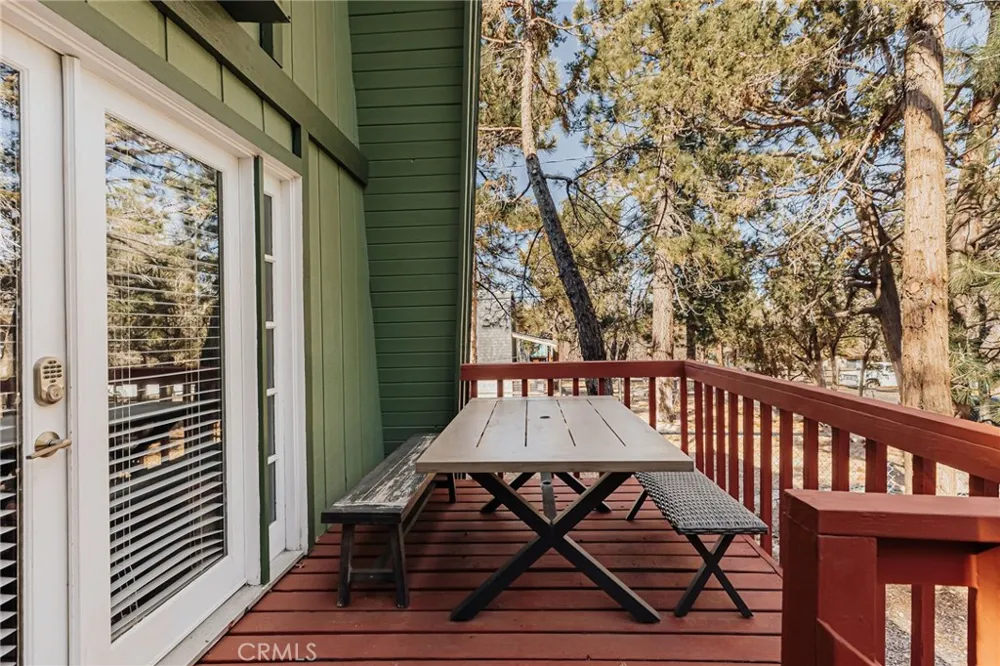 396 Kern Avenue Sugarloaf, CA 92386