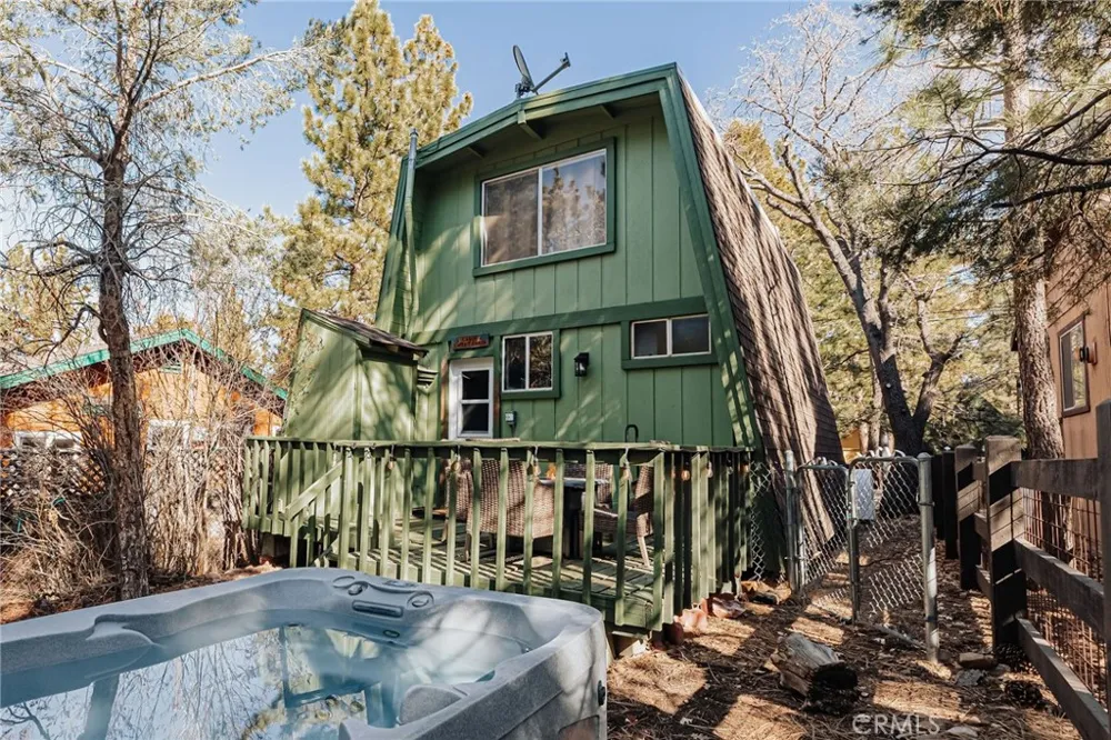 396 Kern Avenue Sugarloaf, CA 92386