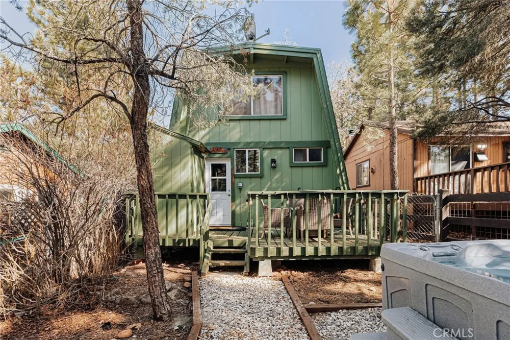 396 Kern Avenue Sugarloaf, CA 92386
