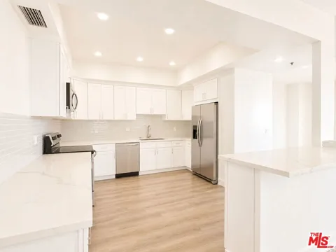 10390 WILSHIRE BOULEVARD #1805
