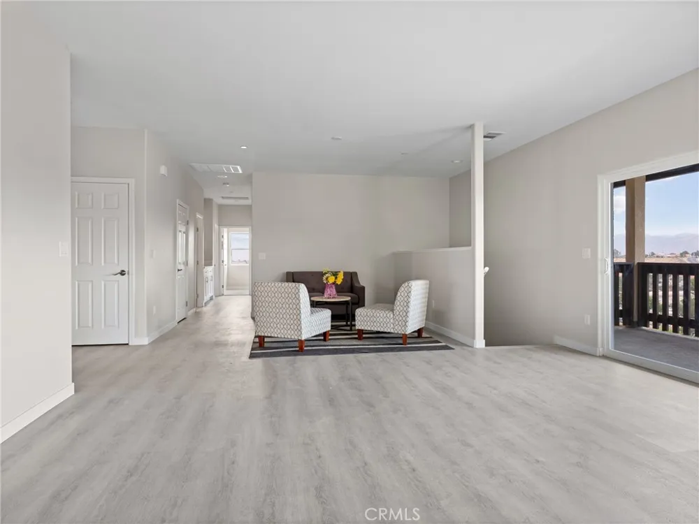 8411 Buckthorn Hesperia, CA 92345