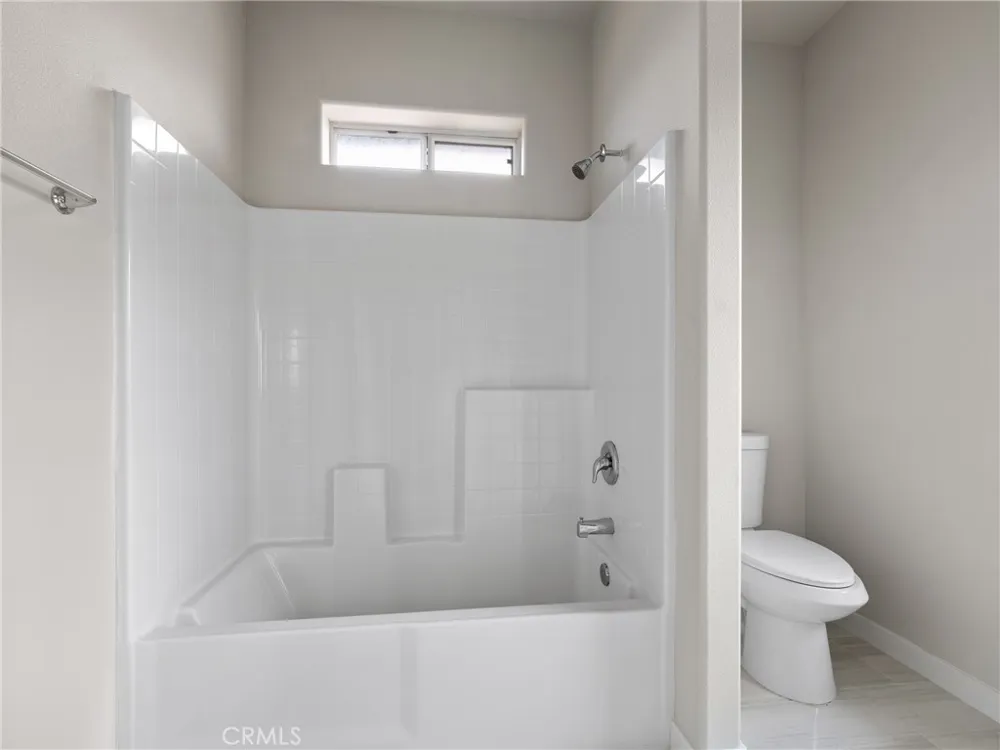 8411 Buckthorn Hesperia, CA 92345