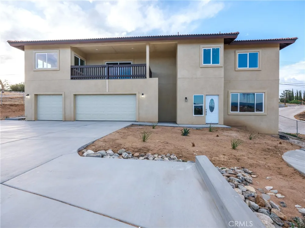 8411 Buckthorn Hesperia, CA 92345