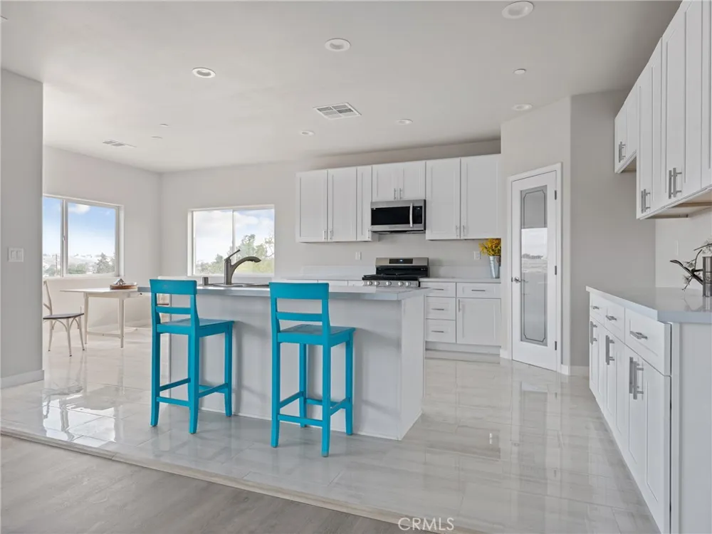 8411 Buckthorn Hesperia, CA 92345