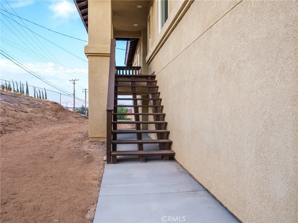 8411 Buckthorn Hesperia, CA 92345