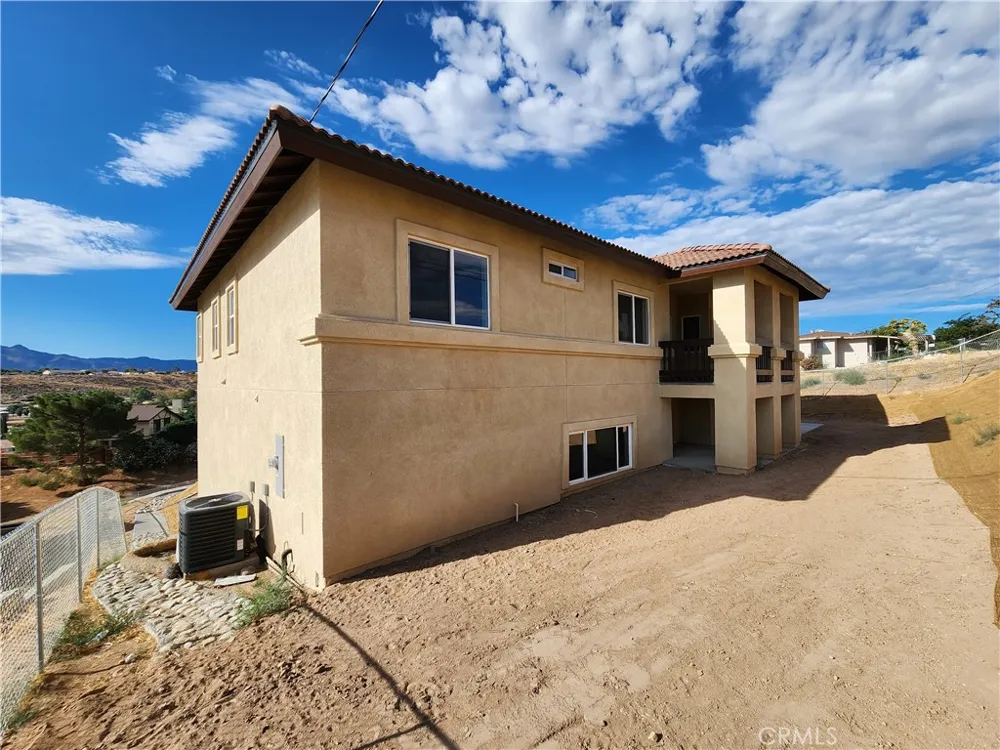 8411 Buckthorn Hesperia, CA 92345