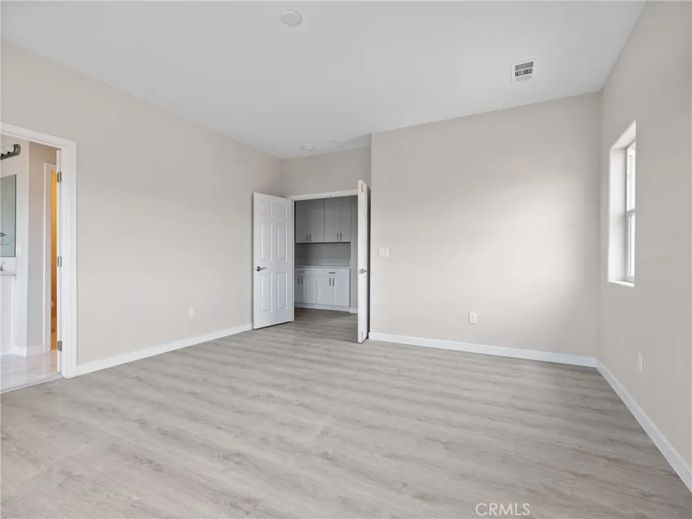 8411 Buckthorn Hesperia, CA 92345