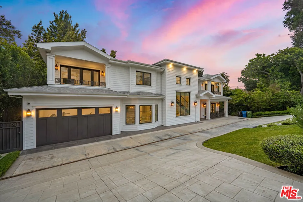126 Canyon View Drive Los Angeles, CA 90049