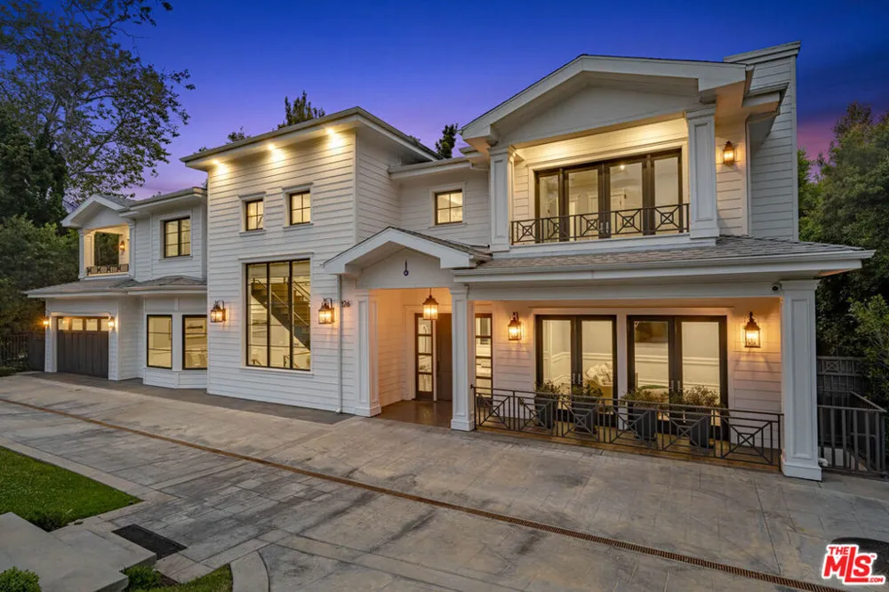 126 Canyon View Drive Los Angeles, CA 90049