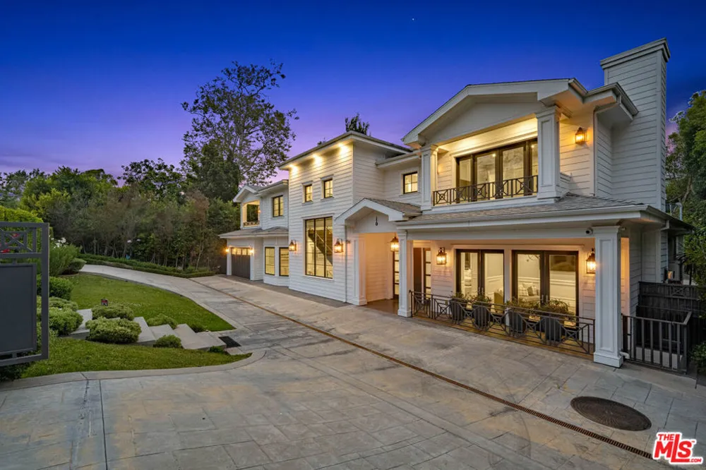 126 Canyon View Drive Los Angeles, CA 90049