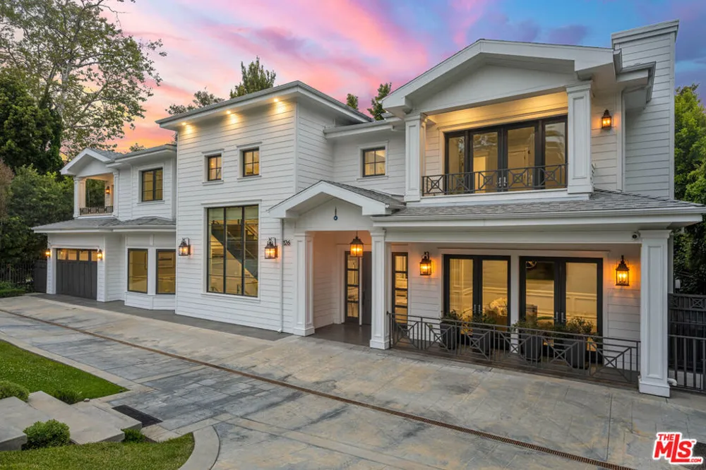 126 Canyon View Drive Los Angeles, CA 90049