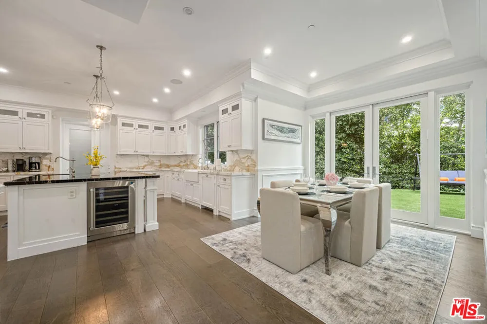 126 Canyon View Drive Los Angeles, CA 90049