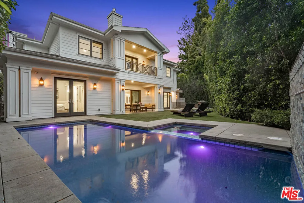 126 Canyon View Drive Los Angeles, CA 90049