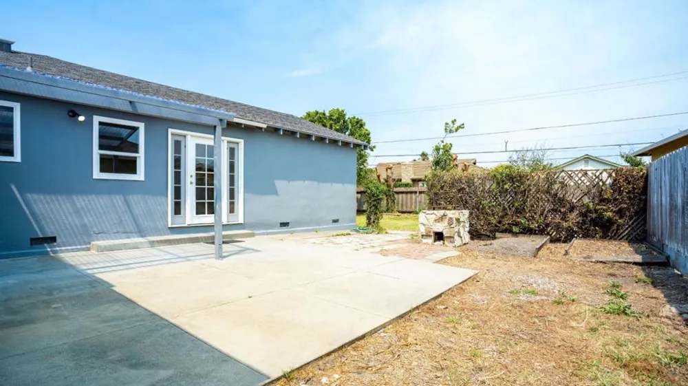 136 Del Mar Drive Salinas, CA 93901