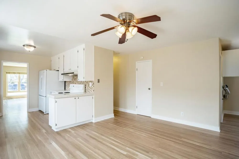 136 Del Mar Drive Salinas, CA 93901