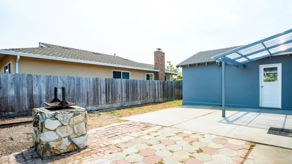 136 Del Mar Drive Salinas, CA 93901