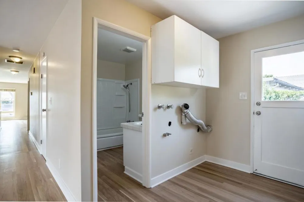 136 Del Mar Drive Salinas, CA 93901