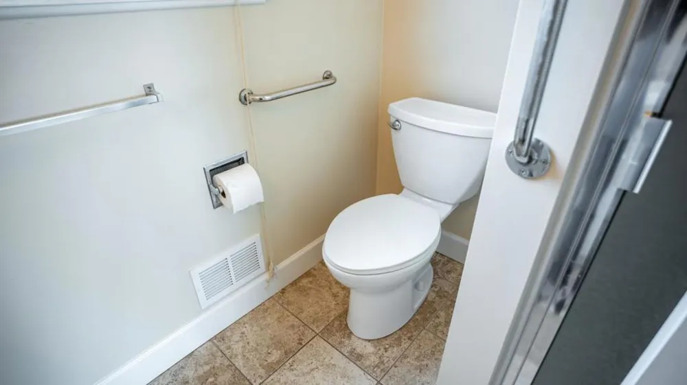 136 Del Mar Drive Salinas, CA 93901