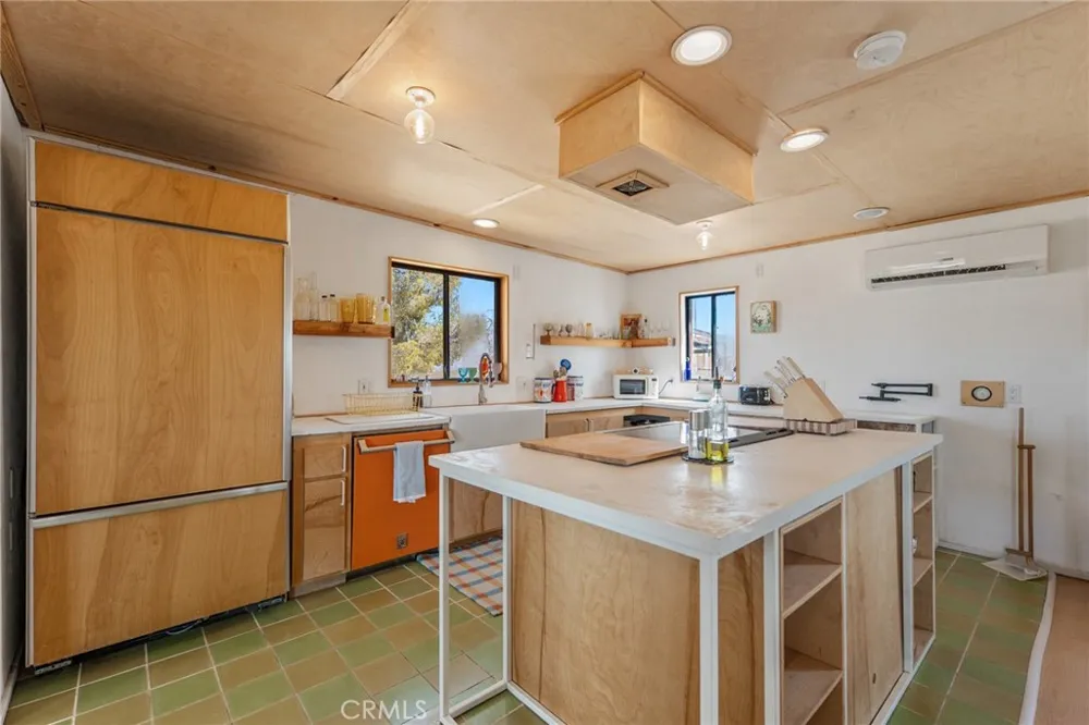 69833 Sunny Sands 29 Palms, CA 92277