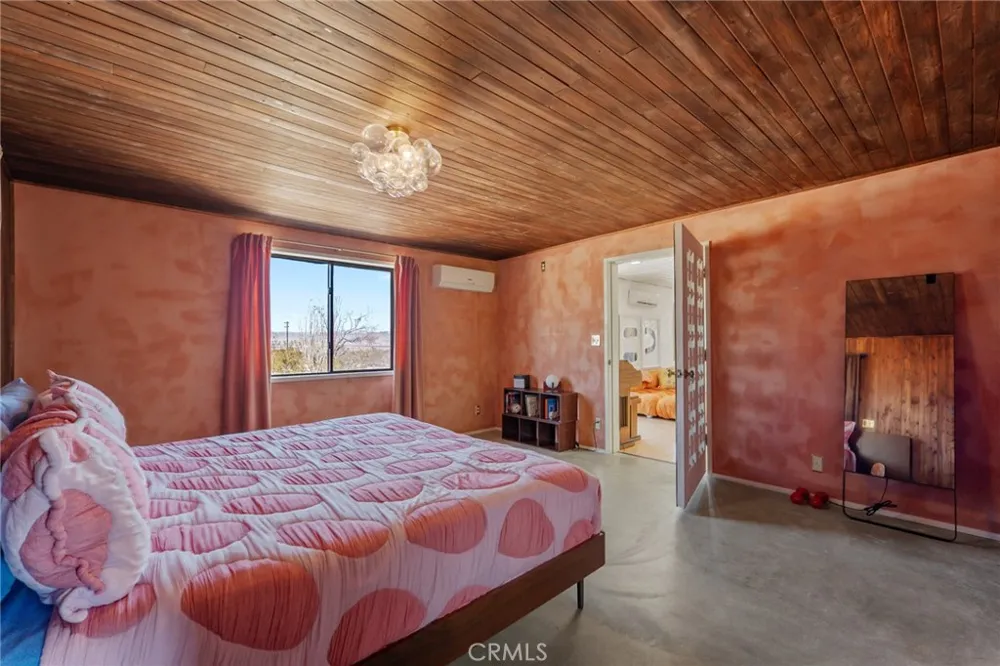 69833 Sunny Sands 29 Palms, CA 92277