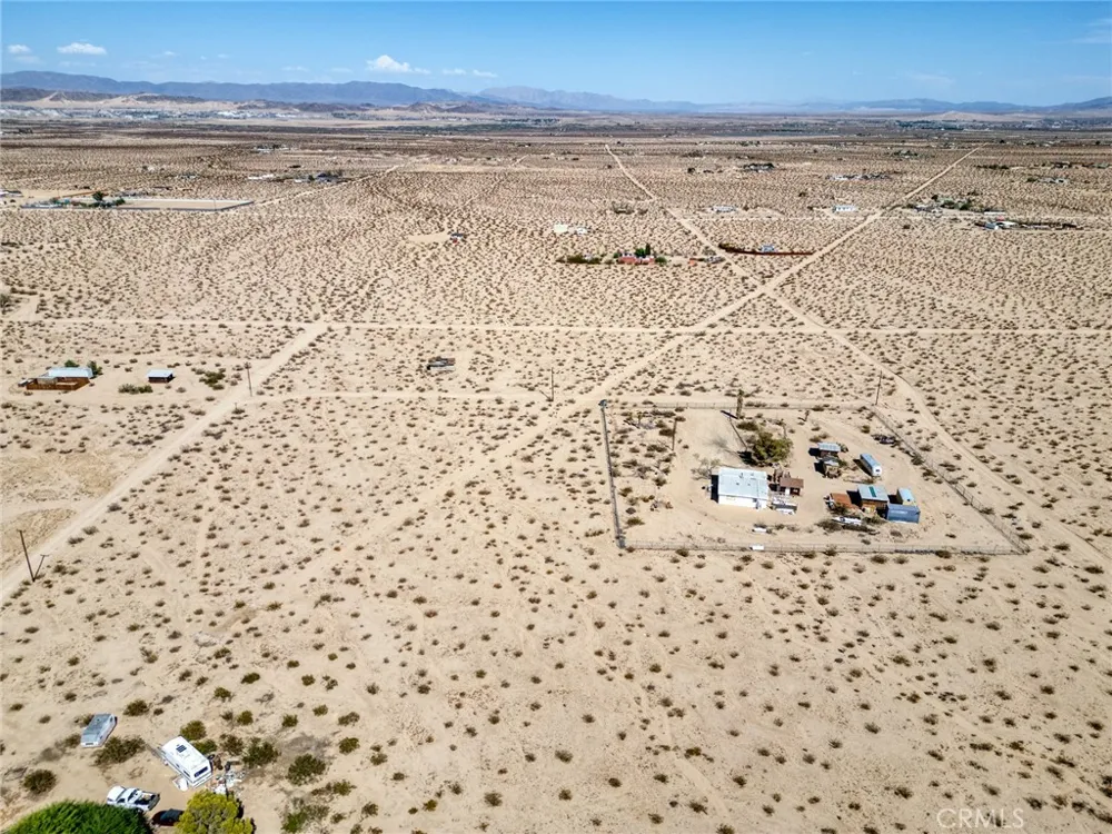 69833 Sunny Sands 29 Palms, CA 92277