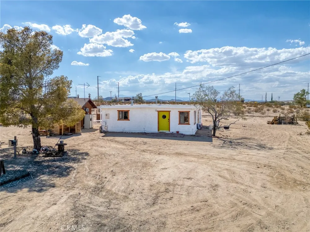 69833 Sunny Sands 29 Palms, CA 92277