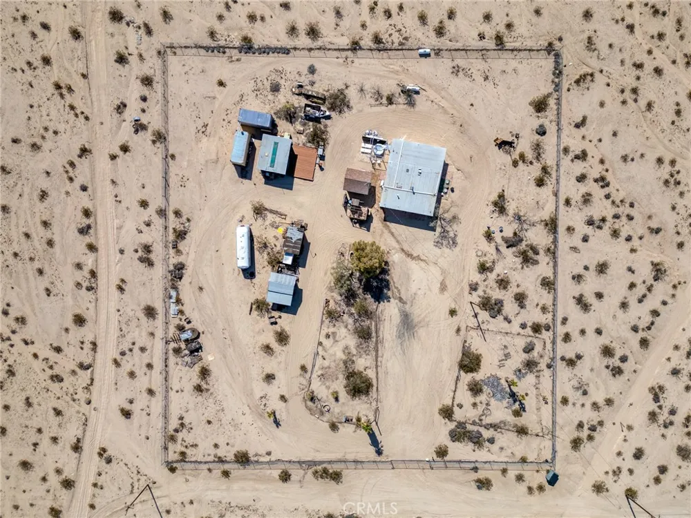 69833 Sunny Sands 29 Palms, CA 92277