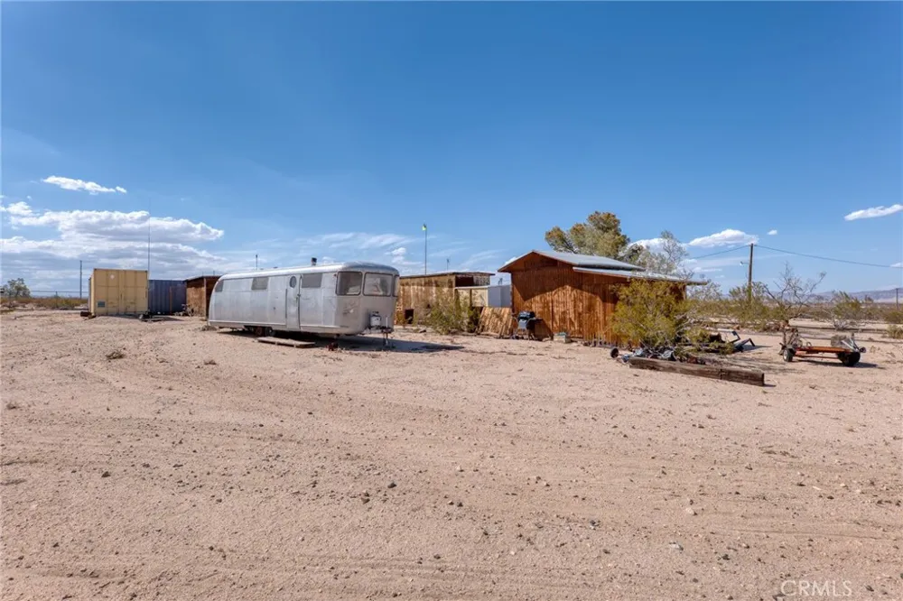 69833 Sunny Sands 29 Palms, CA 92277