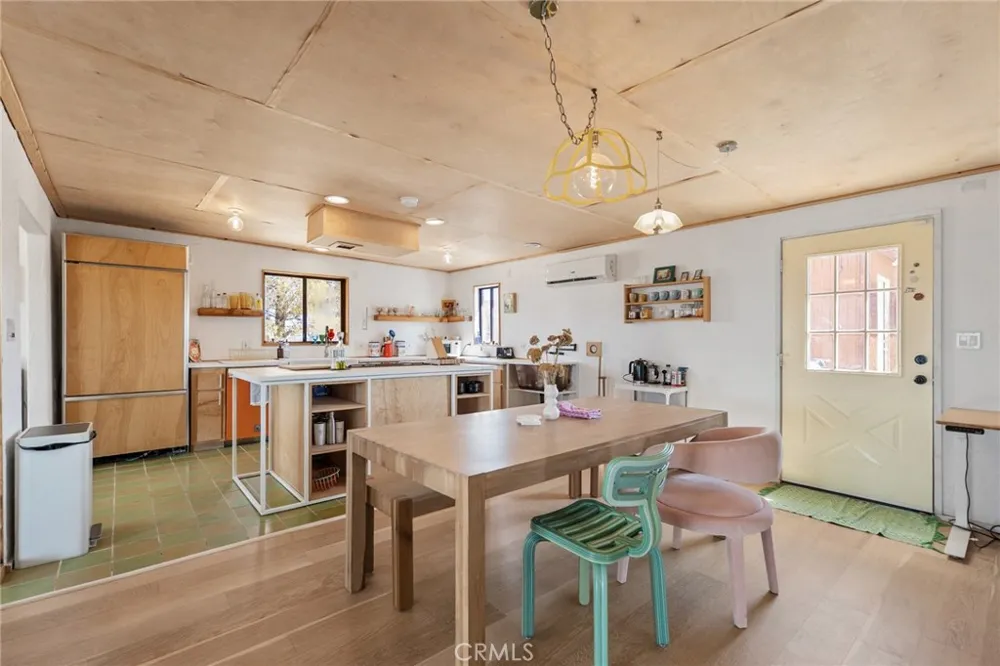 69833 Sunny Sands 29 Palms, CA 92277