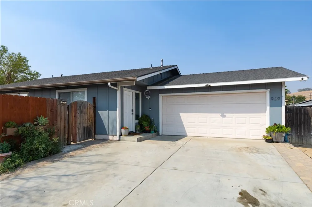 909 Mission San Miguel, CA 93451