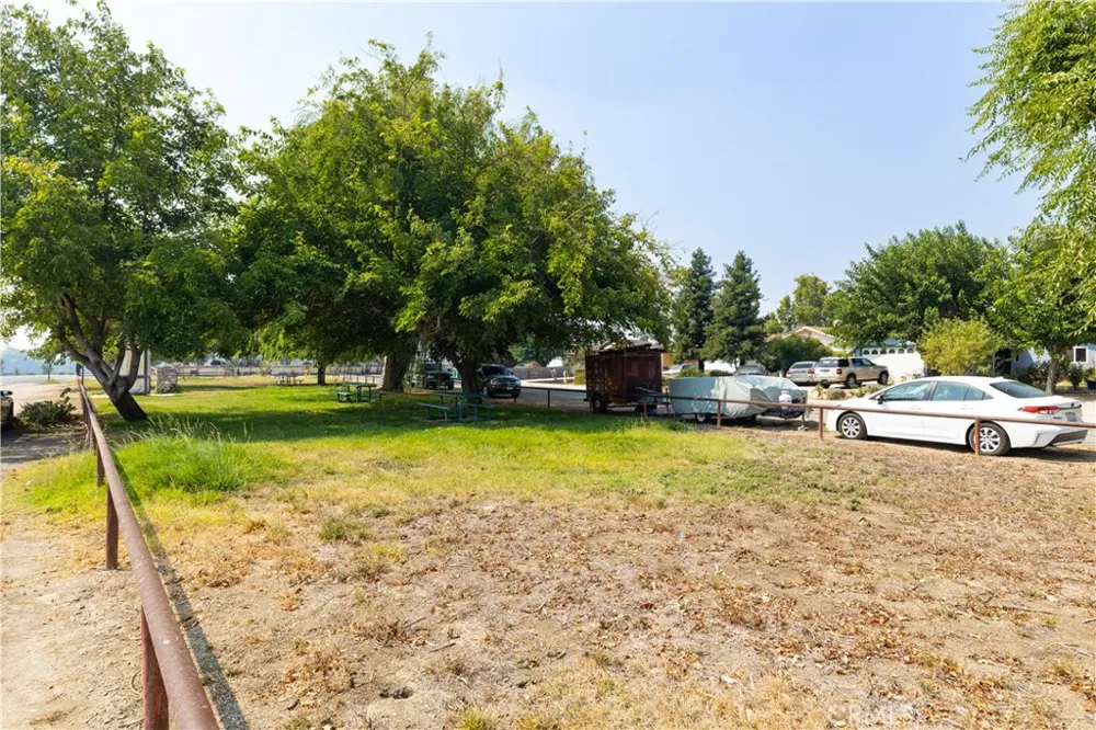 909 Mission San Miguel, CA 93451